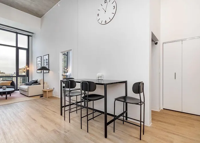 South Loop Rooftop With In And Out Parking 3 * Chicago