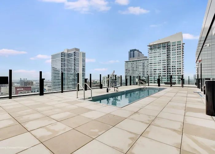 Appartement South Loop Rooftop With In And Out Parking 3 *