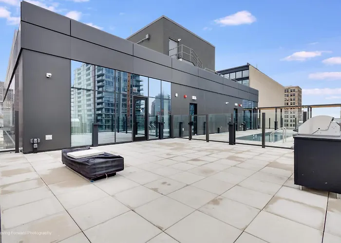 South Loop Rooftop With In And Out Parking 3 Appartement *