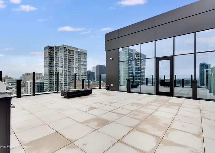 Appartement South Loop Rooftop With In And Out Parking 3